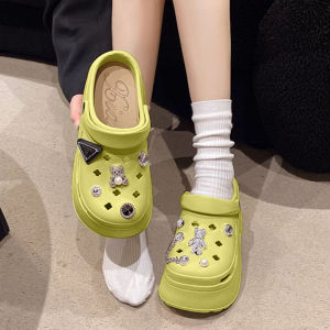 QKKshop ฮิตสุด รองเท้าแตะแฟชั่นสำหรับผู้หญิง พร้อมตัวติดการ์ตูนลายหมี ส้นหนาสูงพิเศษ วัสดุยาง พื้นนิ่ม มี 5 สี ดีไซน์น่ารัก รับรูปเท้า เดินสบาย สาวๆ ห้ามพลาด