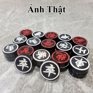 Bộ Cờ Tướng Bằng Sừng Trâu. Cờ Sừng 2 Mặt. Sừng Đen Quân Đục Tay. Hoa Văn Khắc Chìm. Kích thước quân 3.2cm