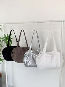 2024 Korean-style new niche design versatile silver shoulder bag for women simple and versatile nylon tote bag
