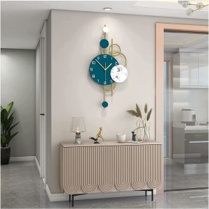 【GIFT TOWN】 European Style Nordic Wall Clock Light Luxury Wall Fashion Trendy Creative Decoration for Living Room Bedroom Modern Minimalist Art Clock