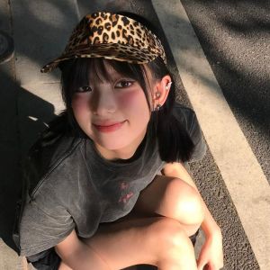 HYD0856 Empty Top Leopard Print Sun Hat Korean Style Anti-UV Sun Protection Hat Fashion Curved Brim Women Sunshade Hat Ladies