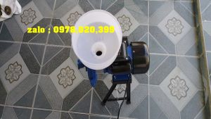 Máy xay bột  nghiền võ ngô  tiêu và các loại hạt