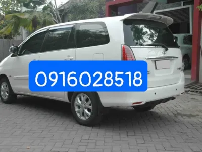 Đuôi gió Toyota innova 2006-2016 đuôi cá có đèn LED Hàng mộc chưa sơn