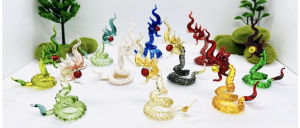 พญานาค นาคราช แก้ว รุ่นมงคลชีวิต ขนาด 8-9cm. ราคาต่อองค์ พญานาคแก้ว เป่าแก้วพญานาค พญานาคมงคล พญานาคบูชา พญานาคคําชะโนด ราคาส่ง