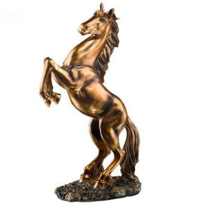 Horse Statue European Style Sculpture Home Desk Model Bar Crafts Ornaments Modern Resin Art Decoration Boyfriend Gifts