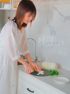 YEYA Thùng rác đèn phòng khách sang trọng nhà bếp Pedal loại đòn chêm Thùng rác hộ gia đình phòng tắm hẹp đòn chêm