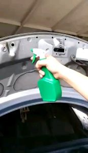 Pembersih kap mobil pembersih mesin Benresik engine degreaser 500 mili DSC