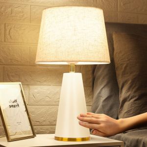 Nordic Household Metal Table Lamp Energy-saving Bedroom Bedside Lamp LED Study Desk Lamp Modern Simple Home Living room Hotel Decoration Fixtures -UK Plug 42*25cm