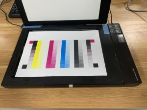 máy Scan Epson V330 màu chuẩn bền đẹp khổ a4 đã qua sử dụng```