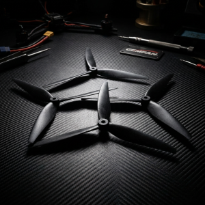 2 Pair Gemfan 1270 12x7x3 3-Blade 12inch Glass Fiber Nylon Propeller CW CCW Cinelifter Macro Quad Props LR8 RC FPV X-Class Drone