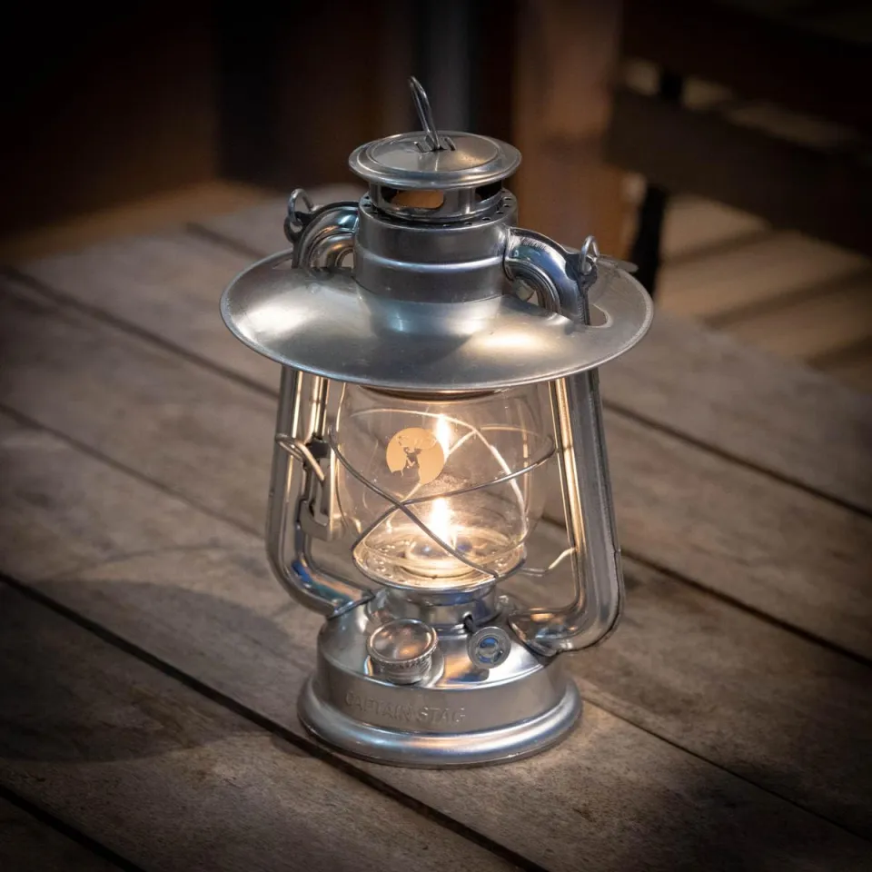 CAPTAIN STAG Oil Lantern Portable Lightweight Retro Aesthetic 3