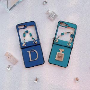 Fashion Original Trend Design Phone Case for Galaxy Z Flip5 Bracelet with Flash Diamond Blue Womans Shell for ZFlip5 4