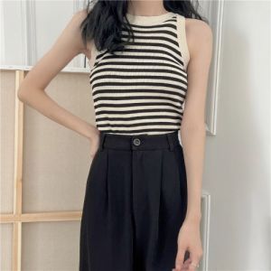 Tsion มาใหม่พร้อมส่ง 🚚 เสื้อกร้ามลำลอง เสื้อครอปแขนกั๊ก คุมโทนทุกสไตล์ ผ้านิ่มใส่สบายมาก แต่งลายริ้วสลับสี ให้ลุคคุณหนูสดใสสไตล์เกาหลี 🔥ปังกว่านี้ไม่มีแล้วจ้า