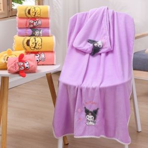 SANRIO ซานริโอ คุโรมิ ซินนามอนโรล ชุดผ้าขนหนูอาบน้ําการ์ตูนน่ารักที่เรียบง่ายในครัวเรือนผ้าขนหนูผ้าขนหนูอาบน้ําผมแห้งหมวกดูดซับน้ําแห้งเร็ว