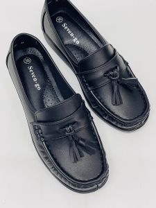 รองเท้าหุ้มส้นสีดำ รุ่น 5457 แต่งด้วยพู่ พื้นนิ่ม น้ำหนักเบา ใส่สบาย เบอร์ 36 - 40