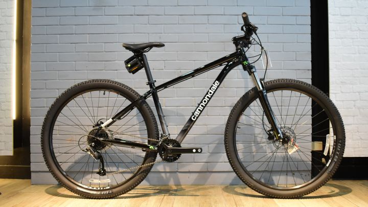 Cannondale trail best sale 7 black