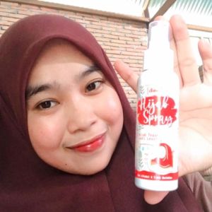 dhisya hijab spray penguat penegak jilbab letoy tegak wangi anti meleyot