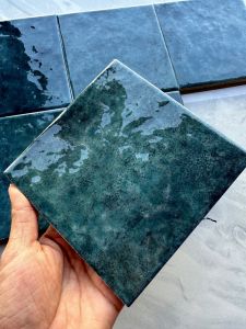 Gạch thẻ mặt sóng 123x123