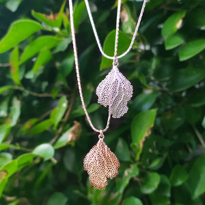 Aztique สร้อยคอเงินแท้ จี้ ปะการัง Coral Necklace Pendant Jewelry Gifts Handmade Minimalist vs