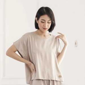 IXORA Setelan Wanita Pendek Polos O-Neck Casual One Set Hotpans Crinkle Airflow Kekinian