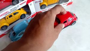 Diecast Car Model VW Kodok Pull Back