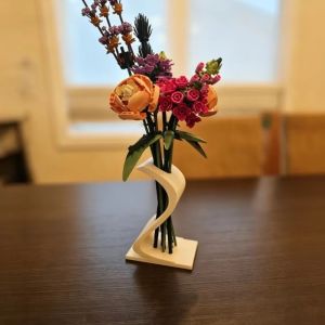 STILLMUSE S-Shaped Twisted Vase 3D Printed Geometric Art Flower Bouquet Holder Atmosphere Decor