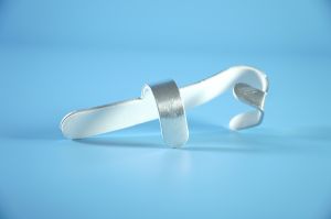 Nẹp ngón tay cố định ngón tay bị gãy đốt kim loại chắc chắn - 3 chấu 4 chấu