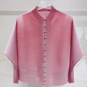 Sunya 1. Bat sleeve single-breasted pleated top plus size  casual jacket for women #2066