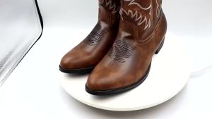 Fashion Designed Men Boot 2024 Mid Calf Western Cowboy Motorcycle Boots Male Autumn Outdoor PU Leather Totem Med Heel㏇X0421