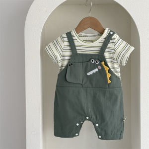 Summer short-sleeved cotton baby romper/romper for boys and girls cute striped dinosaur baby bodysuit.
