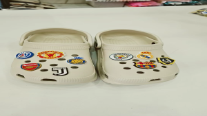 Sticker 2D Charm jibbitz gắn dép sục mẫu C23 CLB Bóng đá