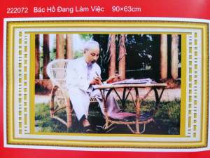 Tranh Thêu Chữ Thập Bác Hồ Ngồi Làm Việc thêu kín (về tự thêu) 222072