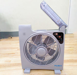 Quạt sạc tích điện loại lớn quạt hộp AC&DC FUJIKA FJ-QH125 VÀ PANASONIC BẢO HÀNH 12 THÁNGSử dụng 8 tiếng 1 lần sạc  Quạt tích điện tích hợp đèn chiếu sáng  Quạt mini sạc điện