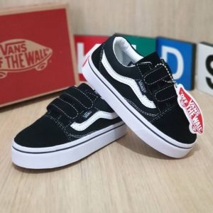 Sepatu sekolah anak laki laki perempuan SD Sneakers anak sekolah SD hitam usia 6 7 8 9 tahun