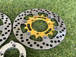 จาน 3รู พร้อม สเปเซอร์ ใส่ดุมหน้า ลีโอ