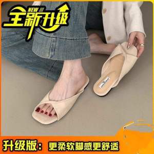 [Free Shipping] Small Sandals For Outdoor Wear 2026 Summer Flat Gentle Sandals To Match Skirts Beach Shoes Yellow Sandals