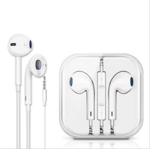 หูฟังออปโป oppo แท้ 100% small talk oppo earphone หูฟังไมโครโฟน 3.5mm และไมโครโฟนในตัว ใช้กับช่องเสียบขนาด 3.5 mm รองรับ r17/r15/r9/r11/a57/a77 เสียงใ