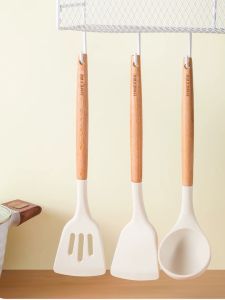 3pcs Wooden Handle Non-Stick Spatula Food Grade White Silicone Kitchenware Cooking Utensils