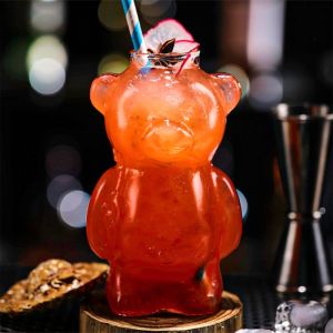 Cartoon Bear Shaped Coffee Mug Clear Glass Cup Cocktail Glass Novelty Juice Glasses Drinkware for KTV Bar Club Parties