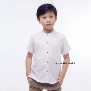 Lily And Clark Kemeja Koko Tangan Pendek Anak Laki-Laki Warna Putih KL02