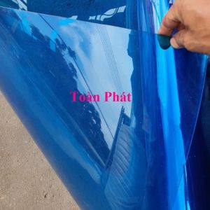 (Khổ cao 1.22m x dày 0.8 zem) Tôn nhựa phẳng poly lấy ánh sáng màu xanh che mái nhà che mưa