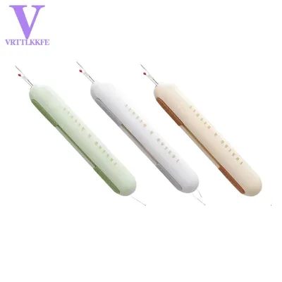 Seam Ripper 2 in 1 Needle Threader Seam Ripper for Sewing Threading and Seam Remover Seam Ripper Tool Easy to Use (3 PCS)