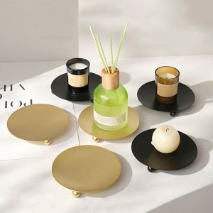DUOJI สีดำสีดำ ที่วางเทียนเหล็ก ตกแต่งด้วยการตกแต่ง สีทองทอง ที่วางเทียนเทศกาล ง่ายๆ กลมกลมๆ แผ่นโลหะเสา สำหรับบ้าน