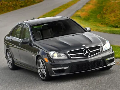 Mercedes Benz C Class W204 ( Pre-facelift / Facelift 2012 12 ) Bonnet Hood - ( PD Black Edition / C63 AMG ) Style