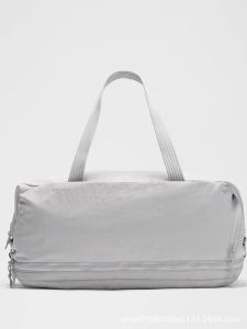 lulu New fitness bag Gym Sports 30L Large-capacity pillow bag lightweight water-repellent travel bag shoulder and crossbody bag