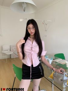 ❣Fortunee ❣ เสื้อเชิ้ตแขนสั้น งานครอป สุดแซ่บ สไตล์เก๋ๆทรงเข้ารูป คอปก กระดุมด้านหน้า ผูกเอว ลายทางสีชมพู