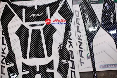 สติ๊กเกอร์กันรอยถังน้ำมัน 2D HONDA ADV150 ** สำหรับ ADV 150 เท่านั้น **