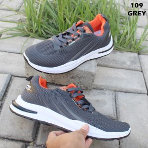 Sepatu Sneakers Kanvas Pria Import M109 Sneakers Olahraga Pria Kanvas Import Terkeren Sepatu Pria Kanvas Olahraga (+Box) Import