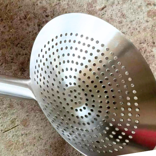COLANDER%20THICK%20WITH%20HANDLE%20TAG%20SIZE%2028CM%20FOOD%20STRAINER%20-%20Image%204