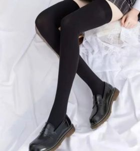 kaos kaki wanita overknee panjang selutut / kaos kaki wanita korea